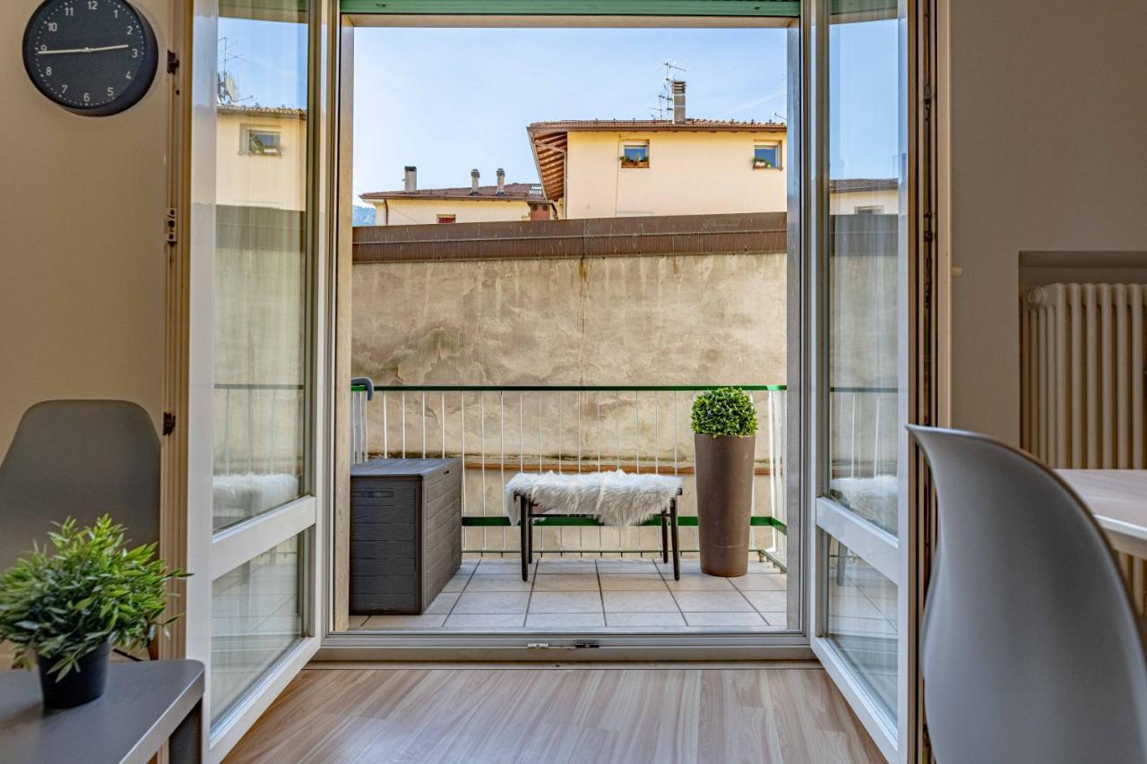 Appartamento Drio Le Mura Trento Exterior foto